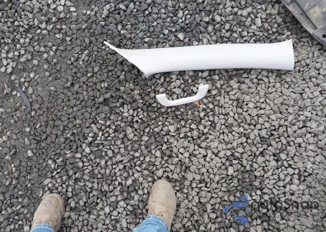 2019 Subaru Forester Premium z USA, uszkodzony, nr VIN JF2SKAEC0KH548677